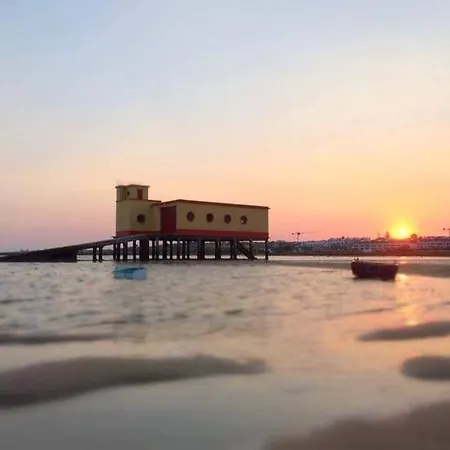 Blue By Ethnic Ocean פוסטה