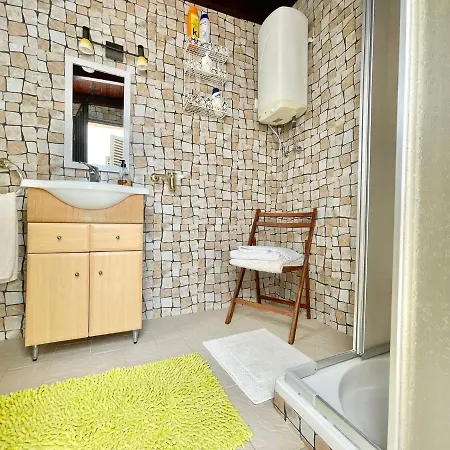 Blue By Ethnic Ocean פוסטה